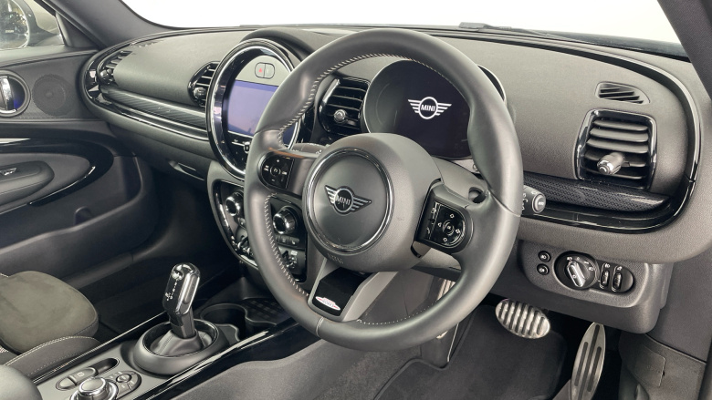 MINI Clubman 1.5 Cooper Shadow Edition 6dr Petrol Estate